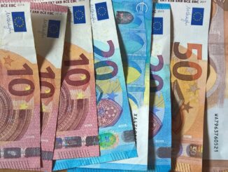 Wie viel zahlt das Jobcenter Miete für 1 Person